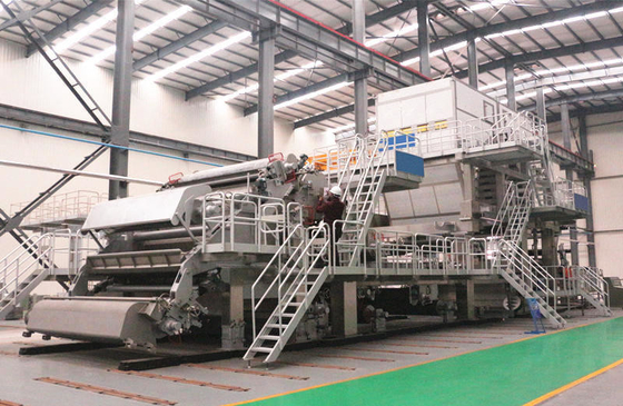 Máquina a dos caras 200m/Min Fluting Testliner de la fabricación de papel de Kraft del tablero