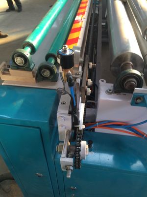 Rollo termal automatizado del papel de papel higiénico de la anchura de 3000m m que raja la máquina el rebobinar