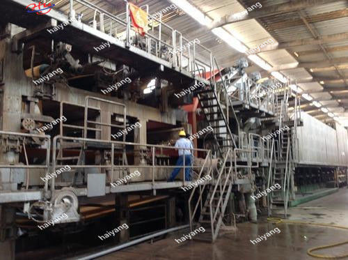 Máquina acanalada de la fabricación de papel máquina de papel 4400m m 200ton de la capa doble