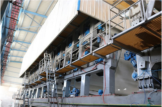 la máquina del rollo del papel de la flauta de 2800m m Kraft acanaló la cadena de producción de papel