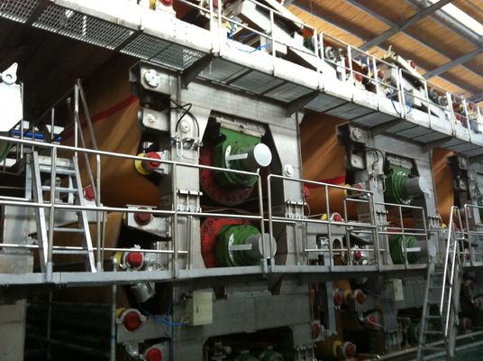 pulpa enorme los 550m/minuto de madera de la maquinaria del molino de papel de 3600m m Kraft