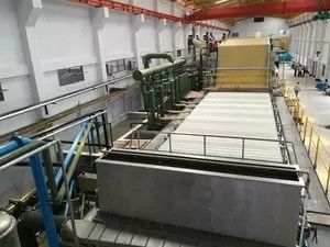 150m/Min Kraft Paper Making Machinery para estriar 50T/D 3400m m