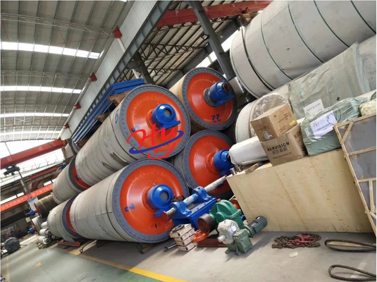 Maquinaria de la fabricación de papel de SS304 4200m m 200T/D Kraft bobina neumática